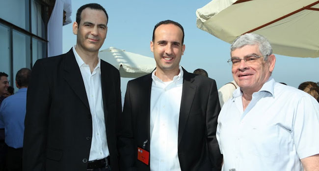 מימין: חיים מזרחי – מנכ"ל מלם-תים, רמי קורן – מנהל שותפים, ישראל קציר – מנהל תחום שרתים ב-HP ישראל