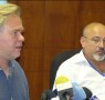 יוג'ין קספרסקי במסיבת העיתונאים: מכריז על פתיחת משרד רשמי של מעבדת קספרסקי בישראל. מימין: נועם פרוימוביץ, מנכ"ל קספרסקי ישראל יוג'ין קספרסקי במסיבת העיתונאים: מכריז על פתיחת משרד רשמי של מעבדת קספרסקי בישראל. מימין: נועם פרוימוביץ, מנכ"ל קספרסקי ישראל