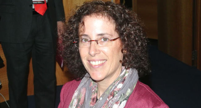 סימה נדלר, מנהלת מחקר הקמעונאות העולמית במעבדות המחקר של יבמ בחיפה, בביתנה בתערוכה. תוכנה שפותחה בחיפה משווקת ברחבי הגלובוס להבנת לקוחות בעולם הקמעונאי