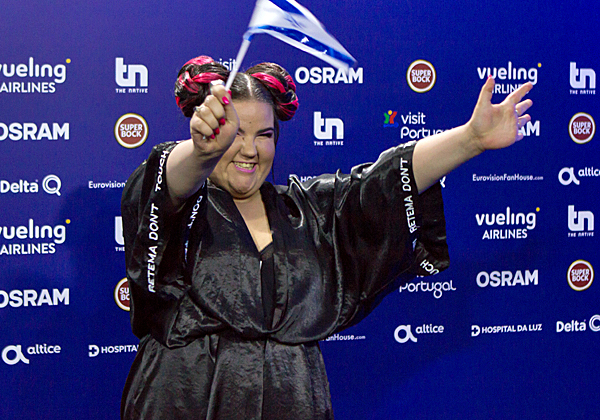 כוכבת. גם כוכבת רשת. נטע ברזילי בליסבון. צילום: ווטר ואן ולייט, Eurovisionary, מתוך ויקיפדיה