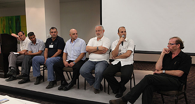 פאנל מנמ"רים מוניציפאליים. צילום: קובי קנטור