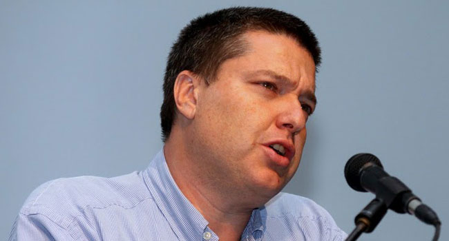 zipi-ziv זיו מנדל, מנכ"ל משותף בג'ון ברייס הדרכה, מטריקס, אמר, כי "ה-ERP אמור לשנות תהליכים ולא לשפרם. זה פרויקט של עובדים, המבוצע עם מוצר מדף"