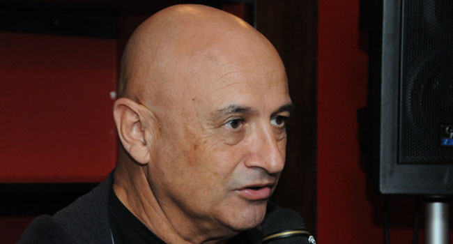 משה חורב המנכ"ל המשרה את רוחו הטובה והשלווה (טוען שנתית את המצברים באשרם בהודו והולך בדרך הטאו) מברך את אורחיו הרבים: לקוחות, שותפים ועובדים, כולם בהרמוניית עבודה לתוצאות ובהנאה