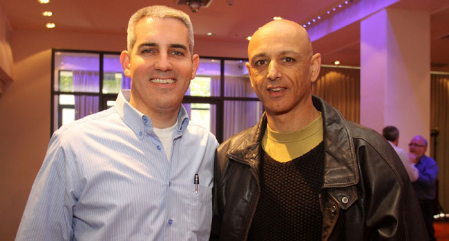 השבוע קיימה קבוצת אמן את הכנס השנתי של משתמשי אינפורמטיקה בישראל. הכנס עמד הפעם בסימן חשיפת הפלטפורמה והפתרונות החדשים של אינפורמטיקה, בתחומי אינטגרציית הנתונים, ה-MDM, וניהול תהליכים מורכבים בארגון. בכנס, שהתקיים ב"וילה", בגני התערוכה, נכחו לקוחות רבים והרצו אנשי אינפורמטיקה באמן וכן מנהל השיווק והמנהל הטכני לאזור EMEA באינפורמטיקה. תמונה תמונה 5807 הצוות המוביל. אסף שפר, אליסטר סיטון, מסימו מיאזטו ושגיא אליהו אשר מוביל את פעילות אינפורמטיקה בישראל, רוסיה ופולין