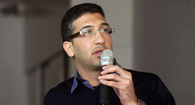 עומאר ארדה, מטמיע אינפורמטיקה בכיר בקבוצת אמן, מסביר על פתרון יצירתי שיושם השנה בארגון ממשלתי מוביל