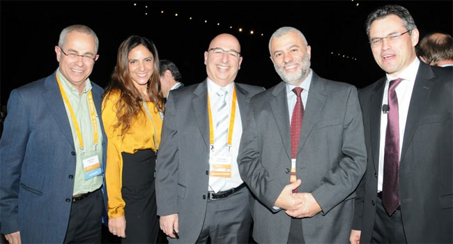 מפגש צמרת: יאן זאדאק, מנהל המכירות העולמי של HP; יהושע בקולה, מנכ"ל HP ישראל; צביקה נגן, מנהל חטיבת טכנולוגיה ותפעול, בנק הפועלים; שירי שיריאן