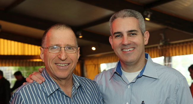 מימין: ינאי מילשטיין - מנהל תחום אינפורמטיקה בקבוצת אמן, קובי מרידור - מנהל פרויקטים באלביט מערכות