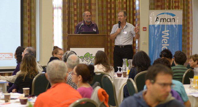 מימין: אברהם ורניק - מנהל חשב ERP בקבוצת אמן, אורי רונן - מנהל מערכות פיננסיות בענאגל