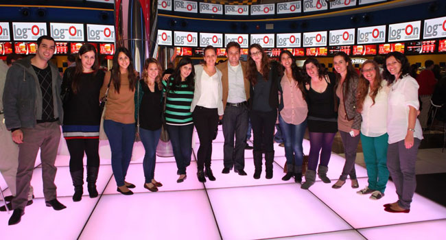 צוות הגיוס של לוג-און