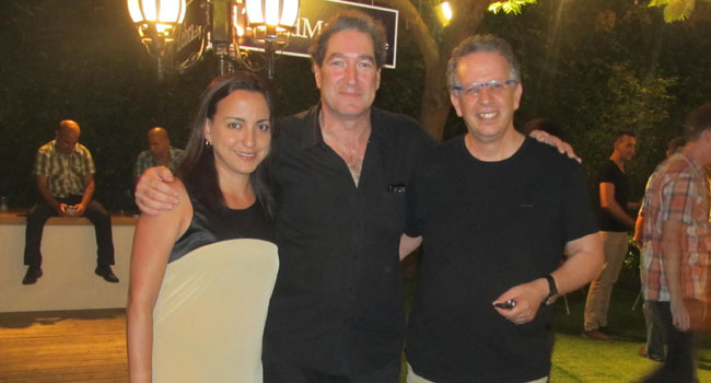 מימין: תמיר סגל, מנכ"ל טרנד מיקרו ישראל; אלי וודינסקי, מנכ"ל זברה טכנולוגיות; ואנריקה עמק צור, מנהלת מכירות בכירה בטרנד מיקרו ישראל