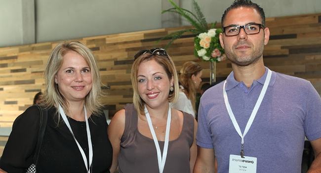 נצפו מחברת Eternity. מימין: אסף בר, בעלים ומנכ"ל; לאה כהן, מנהלת תחום מכירות; ואלי בורשטיין, סמנכ"ל משאבי אנוש