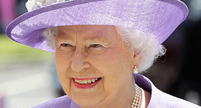 הורתה לצוות שלה שירכוש לה iPad. המלכה אליזבת. צילום: האתר הרשמי של בית המלוכה הבריטי