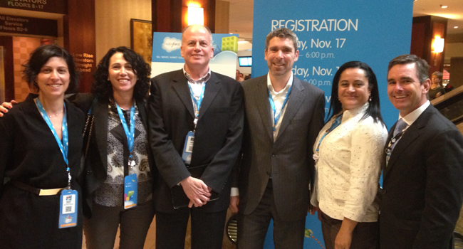 משמאל: מאיה קומרוב, מנכ"לית בלאט לפידות; מיכל בלאט, ממייסדות קבוצת בלאט לפידות; נתן גביש, סגן נשיא לפיתוח עסקי ב-Salesforce.com ישראל; מייקל שרוק, מנהל שותפים אזוריים; נורית ארגז שביט, מנהלת תפעול בבלאט לפידות; ודן סטריטמן, סגן נשיא בכיר