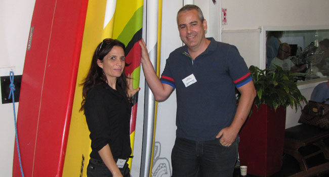 יונתן שנפ מקונסיסט, שזכה בפרס של קורס גלישה SUP (פאדל בורד), על תשובה נכונה שנתן במהלך הכנס , יחד עם שירה רז מייזנר - מנהלת השיווק של חטיבת מוצרי התוכנה של מטריקס