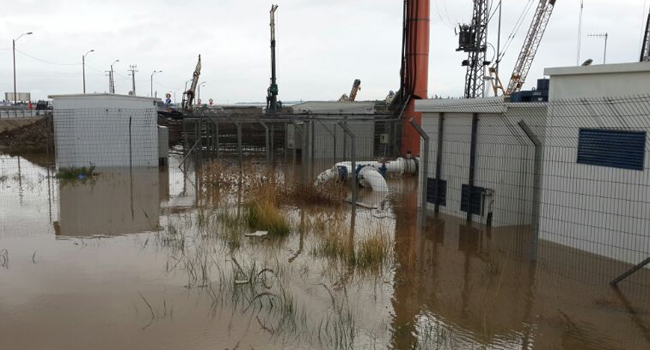 לא נעים לראות מתקן תקשורת רטוב...