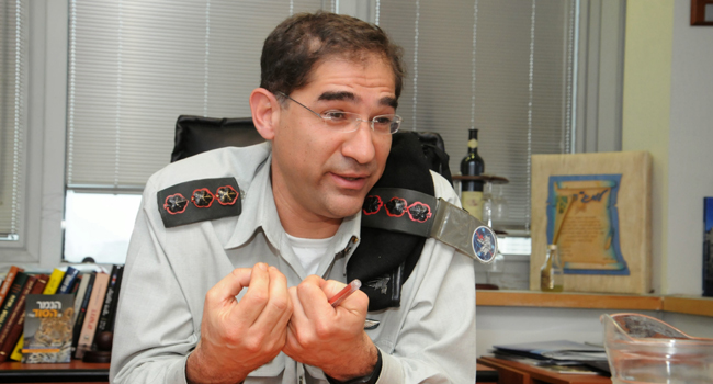 "אנו מצויים בתקופת עשייה מרתקת", סיכם את הראיון אל"מ כהן, "ובשנים הקרובות נעסוק בכמה פרויקטי-על: איחוד רשתות, מיחשוב ענן תומך לחימה ואינטרנט מבצעי. המטרה היא להפוך את התיקשוב למכפיל כוח מבצעי". צילום: פלי הנמר