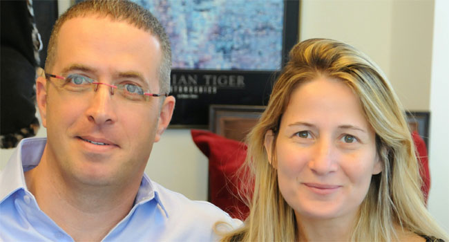 גלית רשף, מנהלת השיווק של נס ישראל; וגיא דנציק, המשנה לנשיא נס בישראל