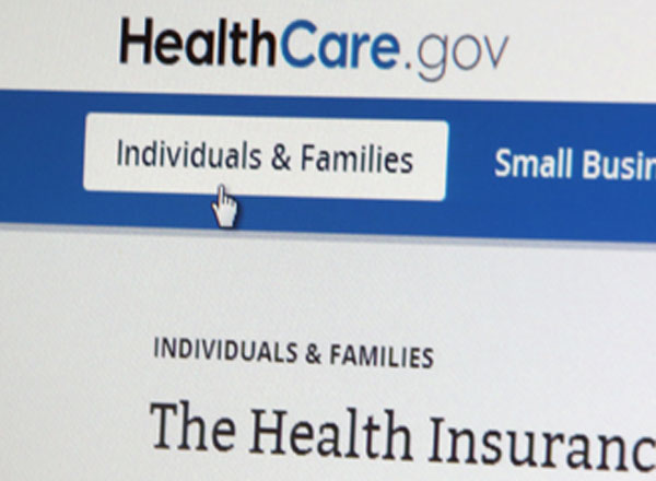 מתחילים להבריא את HealthCare.gov. קרדיט צילום מסך: Bigstock