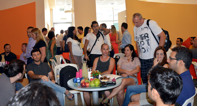 מפגש למען ההיי-טק בדרום. בכירי התעשייה נרתמו אליו במהרה וגדשו את המקום, יחד עם היזמים