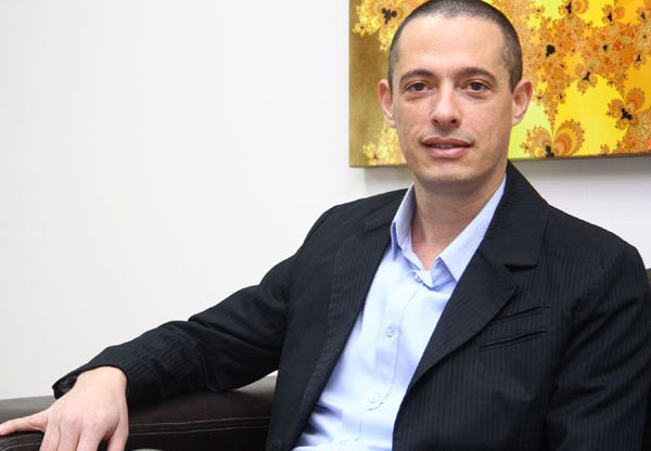 הגיע הזמן ל TCS. אריק רוזנטל, רוזנטל תקשורת