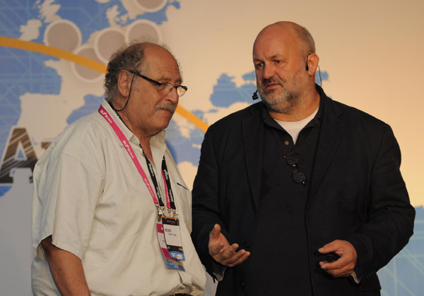 ד"ר וורנר ווגלס, סגן נשיא וה-CTO של אמזון, ד"ר יוסי ורדי, יזם היי-טק