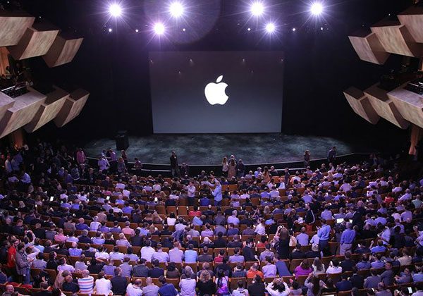 ההשקה של אמש: האנדרואידים מזלזלים, האייפוניסטים מהללים