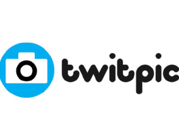 שקט סוגרים. Twitpic