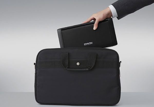 קומפקטית. ה-WorkForce WF-100W של אפסון