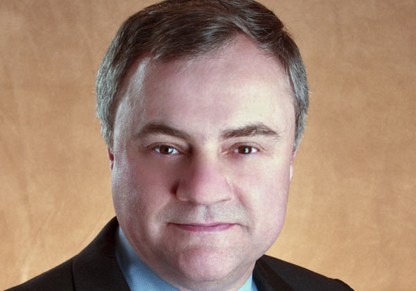 סטיב מילס, סגן נשיא בכיר לתוכנה ומערכות ביבמ