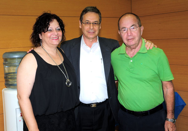 מימין: פרופ' איזי בורוביץ', דני איילון וד"ר רות גפני