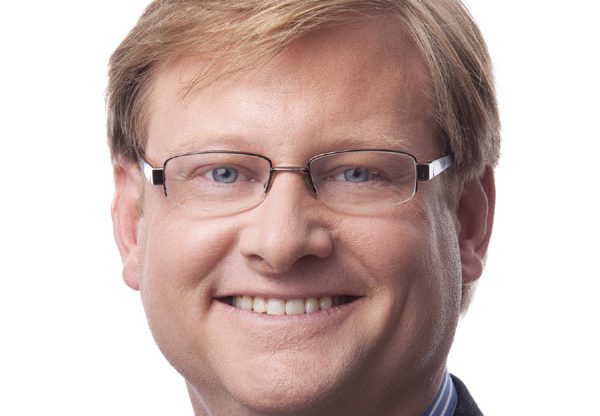 מייק דנינג, סגן נשיא בכיר ומנכ"ל עסקי האבטחה של CA