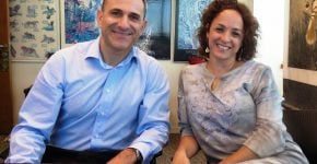 מימין: סיגל אליאס, מנהלת השיווק של Arrow ECS ישראל, ואילן יהושע, מנכ"ל החברה