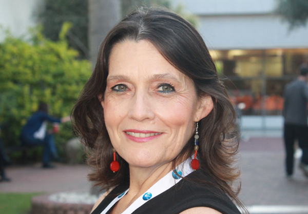 רינת אהרוני, מנהלת תחום ייעוץ, הנחיה ולמידה מתוקשבת בנס טכנולוגיות