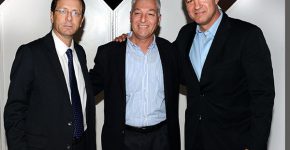 מימין: ח&quot;כ אראל מרגלית; שלמה גרדמן, יו&quot;ר מועדון השבבים הישראלי; וח&quot;כ יצחק (בוז&#039;י) הרצוג. צילום: שמואל אוסטר