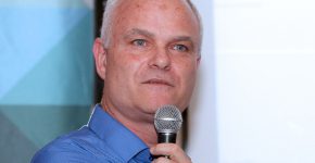 רענן ביבר, מנכ"ל VMware ישראל. צילום: ניב קנטור