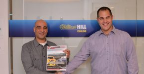 דורון רביע מחברת William hill שזכה בחווית מרוצים פורמולה 2