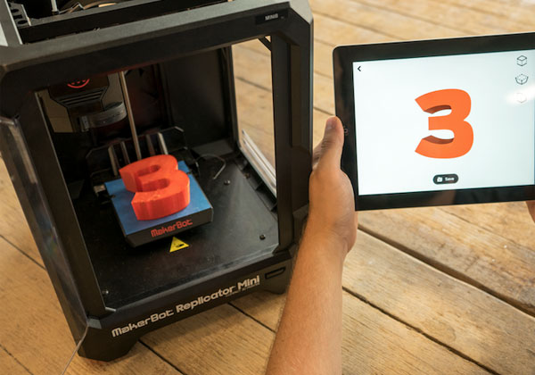 תלת מימד זה לא רק סרט. אפליקציית ההדפסה של מייקרבוט