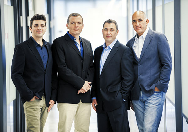 צוות Team8. מימין: רוני זהבי, ישראל גרימברג, נדב צפריר ולירן גרינברג. צילום: חנן גרינבלט