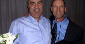 מימין: איתן יצחק, מנהל תחום דל ב-CData, וארז ויינר, Consumer & Small Business Lead בדל ישראל