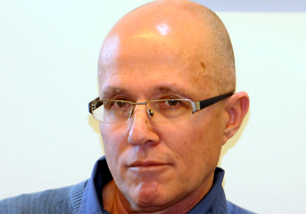 לואיס קורונל, מנהל השיווק של אוטופונט