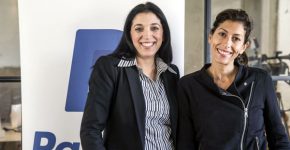 מימין: שנהב אבידר, מנהלת שיווק ופיתוח עסקי ב-PayPal ישראל; ונטלי זיו, דוברת PayPal ו-eBay בישראל