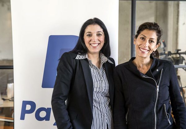מימין: שנהב אבידר, מנהלת שיווק ופיתוח עסקי ב-PayPal ישראל; ונטלי זיו, דוברת PayPal ו-eBay בישראל