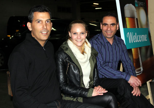 מימין: ויקטור ברכה, מנמ"ר בית ההשקעות אנליסט; רוני דואני; ויוסי כרמון, דירקטור המכירות והפיתוח העסקי לאזור אירופה וישראל ב-Safe-T