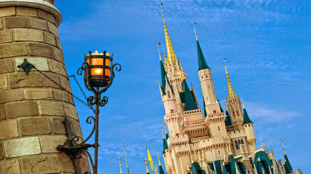 אין טיסות חינם. דיסניוורלד האהובה