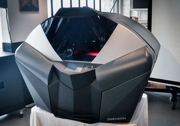 דומה ללמבורגיני אבל זו מדפסת, דגם האלפא של Dragonfly. צילום: גלית רוזן