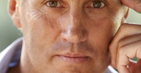 בראם מלהרבה, מרצה בינלאומי למנהיגות ופילנתרופ