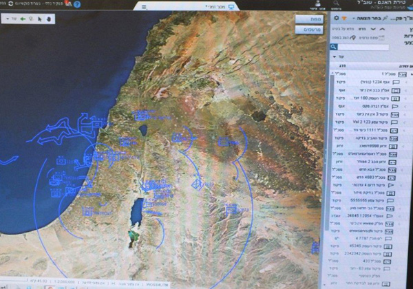 מסך טירת האגם