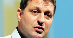 חיים ביבס, יו"ר מרכז השלטון המקומי וראש עיריית מודיעין-מכבים-רעות. צילום: דניאל בר און