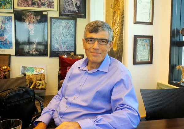 בא לבקר במאורת הנמר: פרופ' אריק שדה, דיקאן הפקולטה לניהול טכנולוגיה ב-HIT-המכון הטכנולוגי חולון