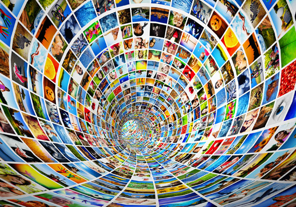 הזרמת תכנים - בקרוב דרך ממיר פייסבוק? אילוסטרציה: BigStock